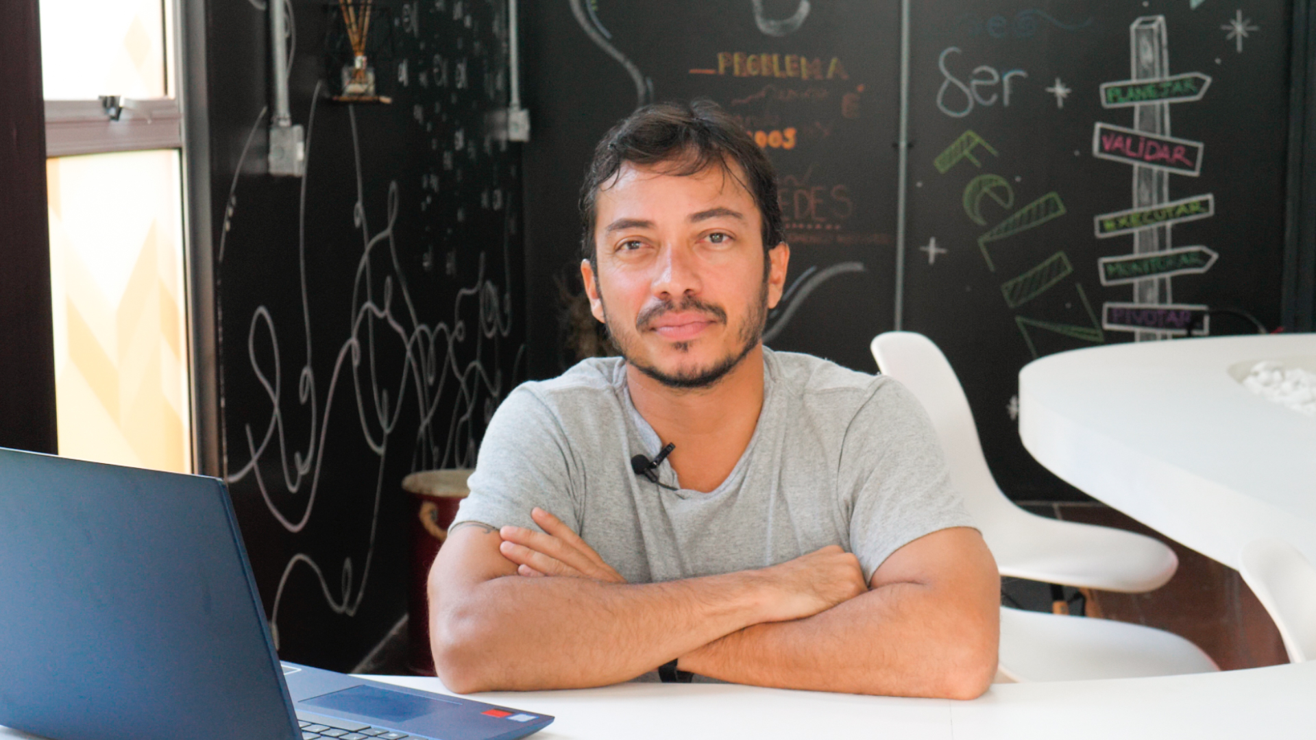 Fabrício Longuinho, administrador, especialista em marketing, focado em gestão de pequenos negócios e mestre em inovação.